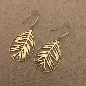 Stella & Dot Filigree Earrings